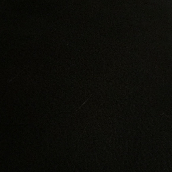 Meet your Posher, Melissa - Picture 1 of 1